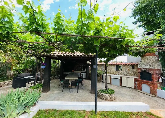 Pomerino Apartmans
