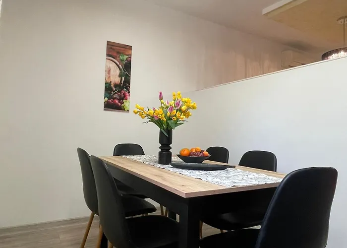 Pomerino Apartmans