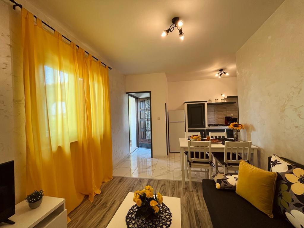Pomerino Apartmans