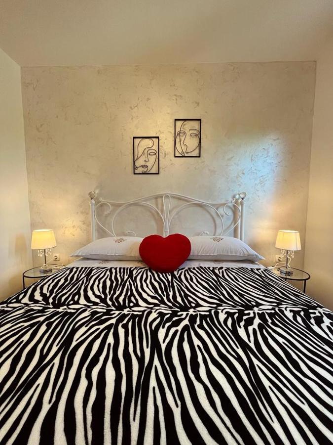 Pomerino Apartmans * Pomer